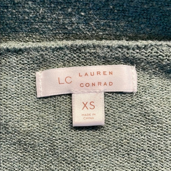 LC Lauren Conrad 4 piece sweater set (Cardigan, tank, joggers, shorts) - Picture 8 of 9